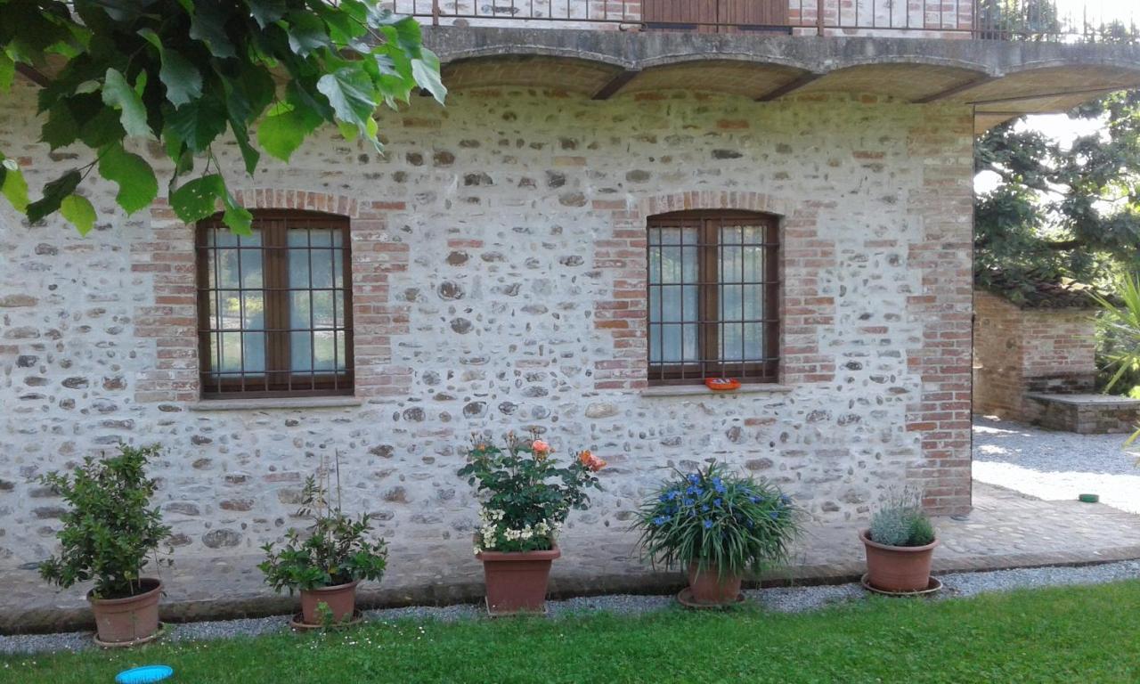 Cascina Stralla Farigliano Kültér fotó