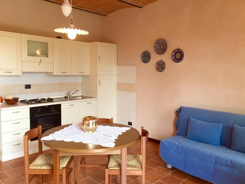 Cascina Stralla Farigliano Szoba fotó